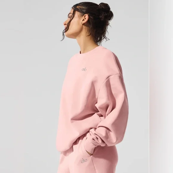 NWT limited, sold-out color ALO Yoga Accolade pullover in pink quartz size M - Picture 1 of 8